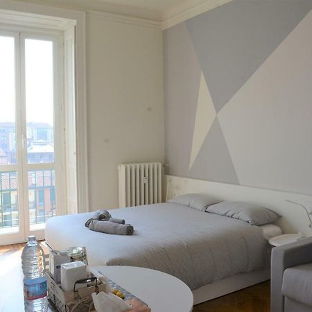 Aria Di Casa - Navigli Darsena Apartment มิลาน ภายนอก รูปภาพ
