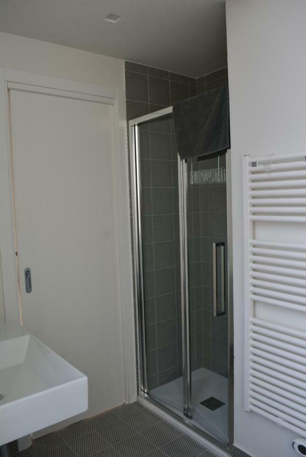 Aria Di Casa - Navigli Darsena Apartment มิลาน ภายนอก รูปภาพ